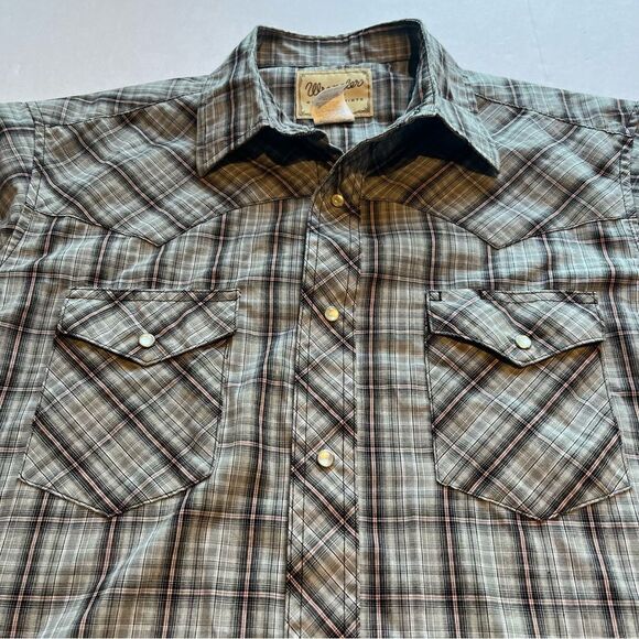 Wrangler Men's Plaid Pearl Snap Button Down Shirt Gray w/ red stripe Size Large - Picture 7 of 10